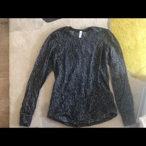 Lululemon long sleeve shirt